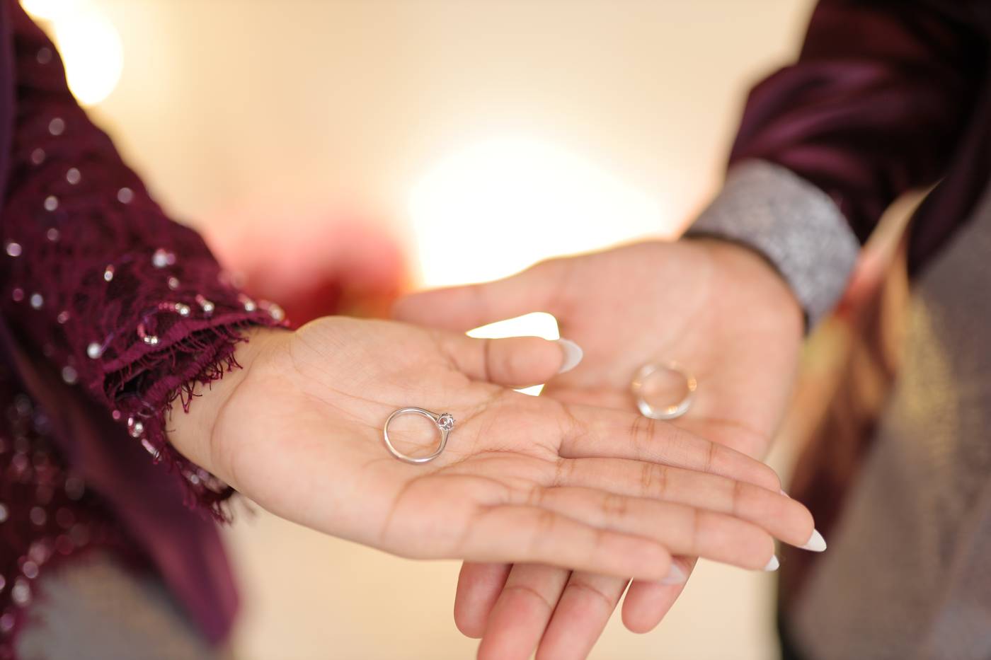 Detail cincin pernikahan